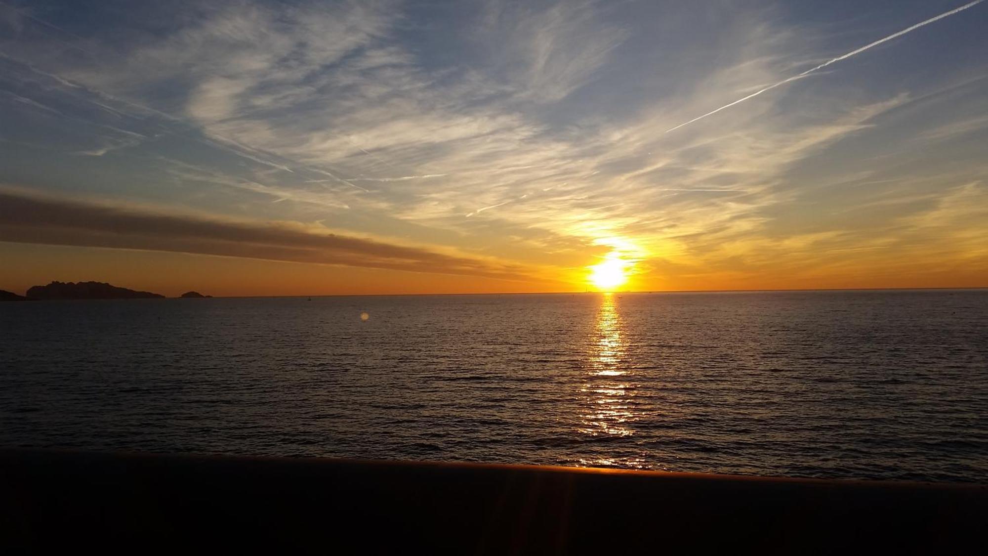 Sublime Vue Mer,Parking,Wifi Fréjus Extérieur photo